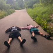 Balík trávy (feat. Lajfr) (2024)