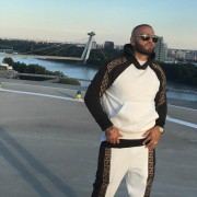 Žijeme podľa (2020)