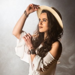 Karmen Pál-Baláž ()